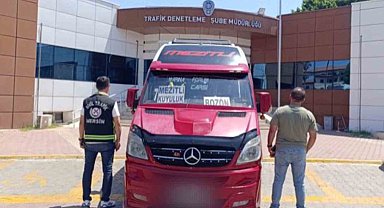 Mersin'de ters şeritte ilerleyen sürücünün ehliyetine el konuldu