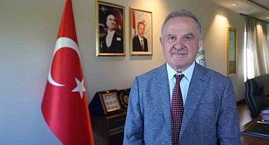 Meslekler yok olmuyor, dönüşüyor: Gençlere hayati uyarılar