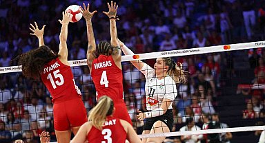Milliler, CEV Avrupa Şampiyonası'nda 3'te 3 yaptı