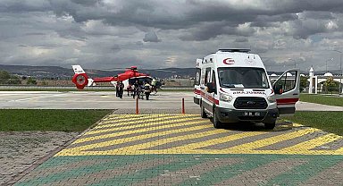 Minibüs şarampole uçtu: 4 kişi öldü, 4'ü ağır 10 kişiyi yaralandı
