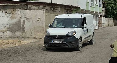 Motosiklet ile otomobil çarpıştı: 1 yaralı