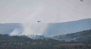 Muğla'da orman yangınına müdahale sürüyor