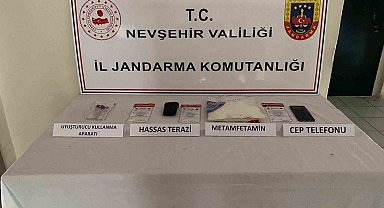 Narkotik köpeği 'Zırh' uyuşturucu sevkiyatını engelledi