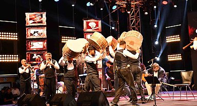 Neşet Ertaş Kültür ve Müzik Festivali'nde meydan doldu taştı