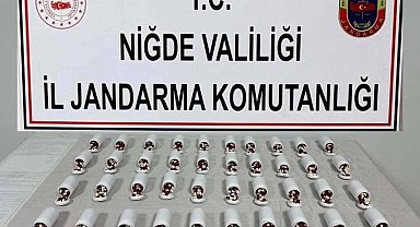 Niğde Otogarı'nda uyuşturucu operasyonu: 2 bin 240 sentetik hap ele geçirildi