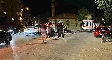 Niğde'de motosiklet ile otomobil çarpıştı: 1 yaralı