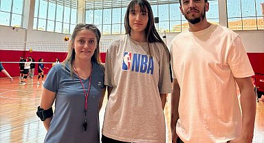 Niğdeli sporcu Belinay Akkuş Beşiktaş'a transfer oldu