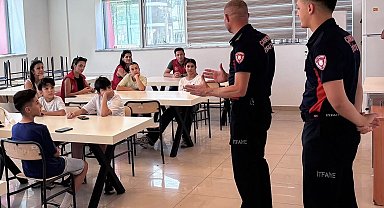 Öğrencilere itfaiyecilik mesleği anlatıldı
