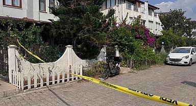 Önce annesini öldürdü ardından kendisini vurdu