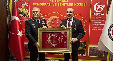 Orgeneral Çardakcı'dan 15 Temmuz Demokrasi Şehitleri, Gazileri ve Terör Mağdurları Derneğine ziyaret