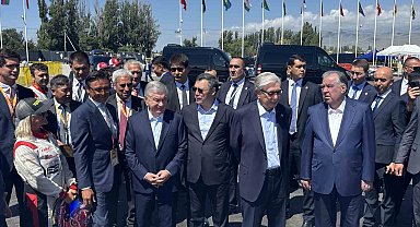 Orta Asya liderleri, Issık Göl'de F1H2O Dünya Şampiyonası'nı birlikte takip etti