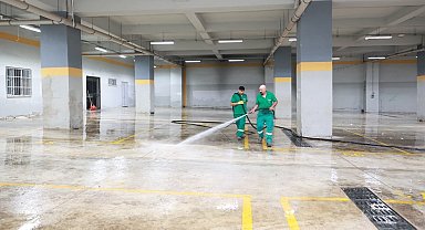 Osmangazi Belediyesi pazarlardan aylık 600 ton atık topluyor