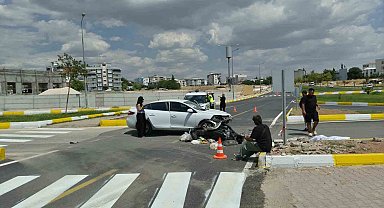 Otomobil ile motosiklet çarpıştı: 1 yaralı