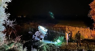 Otomobil su kanalına uçtu: 1 ölü, 3 yaralı