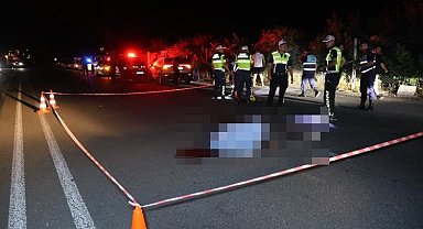 Otomobilin çarptığı yaya hayatını kaybetti: O anlar kamerada