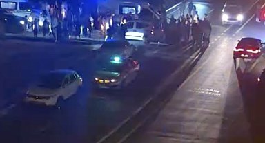 Panelvan ile çarpışan motosikletli ağır yaralandı