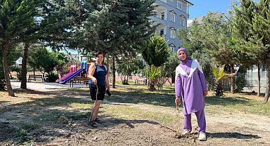 Parktaki ağaçların sökülmesine vatandaşlardan tepki