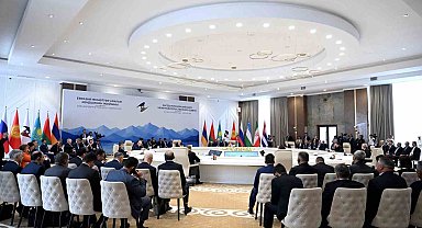 Paşinyan: "Ermenistan ile AB ilişkilerinde, AEB içindeki ve kapsamındaki ilişkilerde sahip olduğumuz statüye aykırı gelen herhangi bir hukuki, ekonomik ya da siyasi yükümlülük yoktur"
