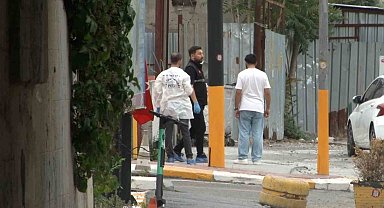 Polise bıçakla saldıran şüpheli ayağından vurularak yakalandı: Üzerinden uyuşturucu çıktı