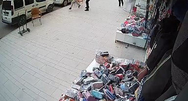 Polisten kaçan şüpheliyi vatandaş yakaladı, o anlar kamerada