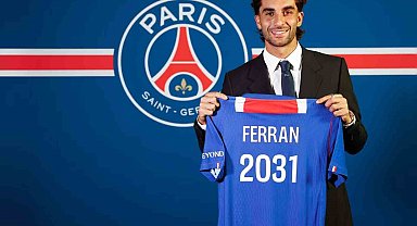 PSG, Ferran Torres'i kadrosuna kattı