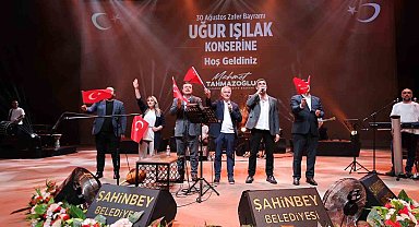 Şahinbey'de zaferin coşkusu şarkılarla taçlandı