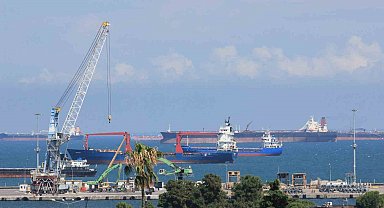 Samsun açıklarında gemi yoğunluğu