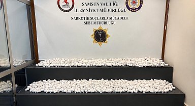 Samsun'da iki ayrı uyuşturucu operasyonu: 77 bin 160 sentetik ecza ele geçirildi