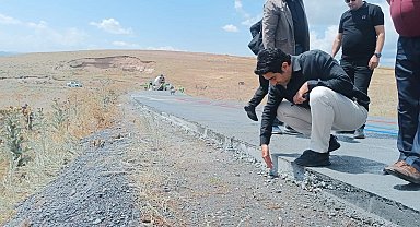 Sarıkamış'ta beton yol çalışmaları yerinde incelendi