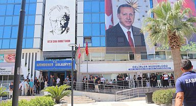 Seçim sonrası Menderes'te istifa fırtınası sürüyor