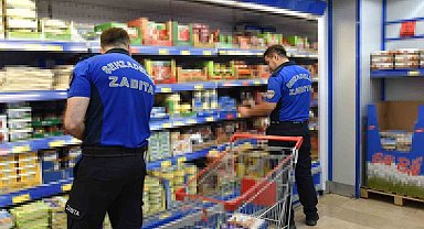 Şehzadeler zabıtasından zincir marketlere denetim