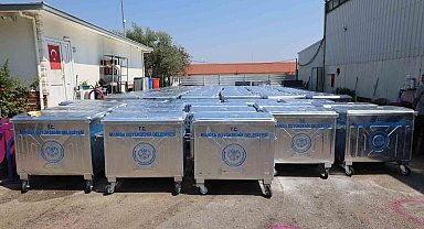 Şehzadeler'de 220 yeni çöp konteyneri hizmete sunuluyor