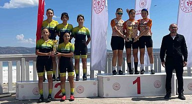 Sivas Gençlik Spor Kulübü'nden Türkiye ikinciliği