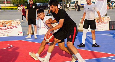 Sokak basketbolunun kalbi Samsun'da atıyor