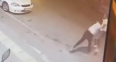 Sözlü tartışma büyüdü, yumruklar havada uçuştu