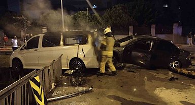 Sultanbeyli'de kaza yapan otomobil alev aldı: Sürücü ve araç sahipleri arasında tartışma çıktı