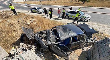 Takla atan otomobil hurdaya döndü: 1 yaralı