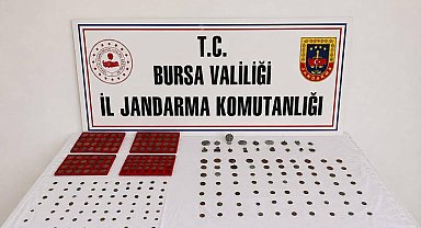 Tarihi eser kaçakçısı sert kayaya çarptı