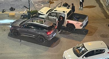 Tatvan'da araçlar çarpıştı: 5 kişi hafif yaralandı