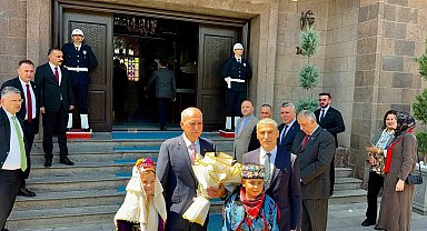 TBMM Başkanı Kurtulmuş, Vali Aktaş'ı ziyaret etti
