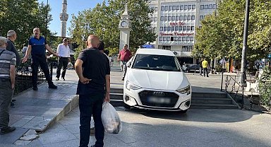 Tekirdağ'da hayrete düşüren kaza: Görenler dakikalarca bakakaldı