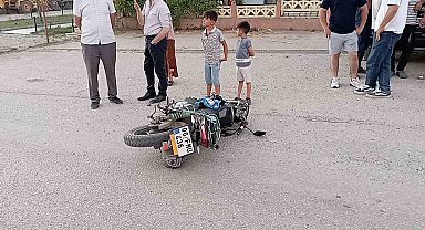 Tokat'ta 14 yaşındaki sürücünün kullandığı otomobil ile motosiklet çarpıştı: 1 yaralı