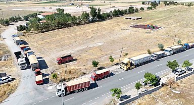 Tomarza'da hububat alımları sürüyor