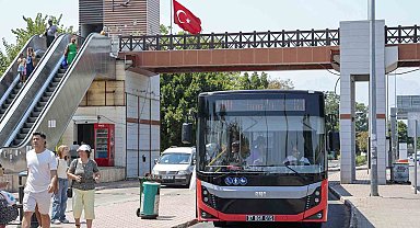 Toplu taşıma araçlarının durakta bekleyen yolcuyu almadan geçme hakkı yok