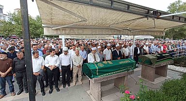 Trafik kazasında hayatını kaybeden imam, son yolculuğuna uğurlandı
