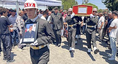 Trafik kazasında vefat eden uzman çavuş toprağa verildi