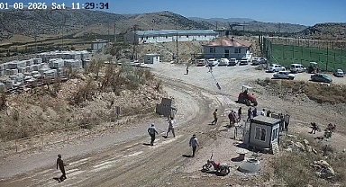 Traktörü üzerlerine sürdüğü kavganın kamera görüntüleri ortaya çıktı