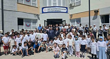 TÜGVA Eskişehir Yaz Okulu'na Vali Yılmaz'dan anlamlı ziyaret