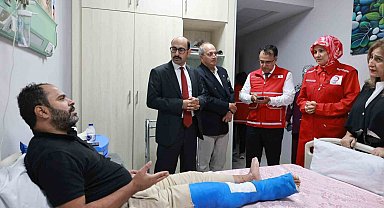 Türk Kızılay Genel Başkanı Yılmaz, Kahire'de Gazzeli hastaları ziyaret etti