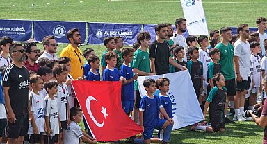 Tuzla'da 30 Ağustos Zafer Kupası sahiplerini buldu